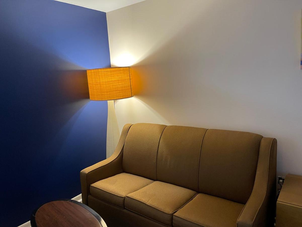 Camp Inn Lodge Oscoda Εξωτερικό φωτογραφία