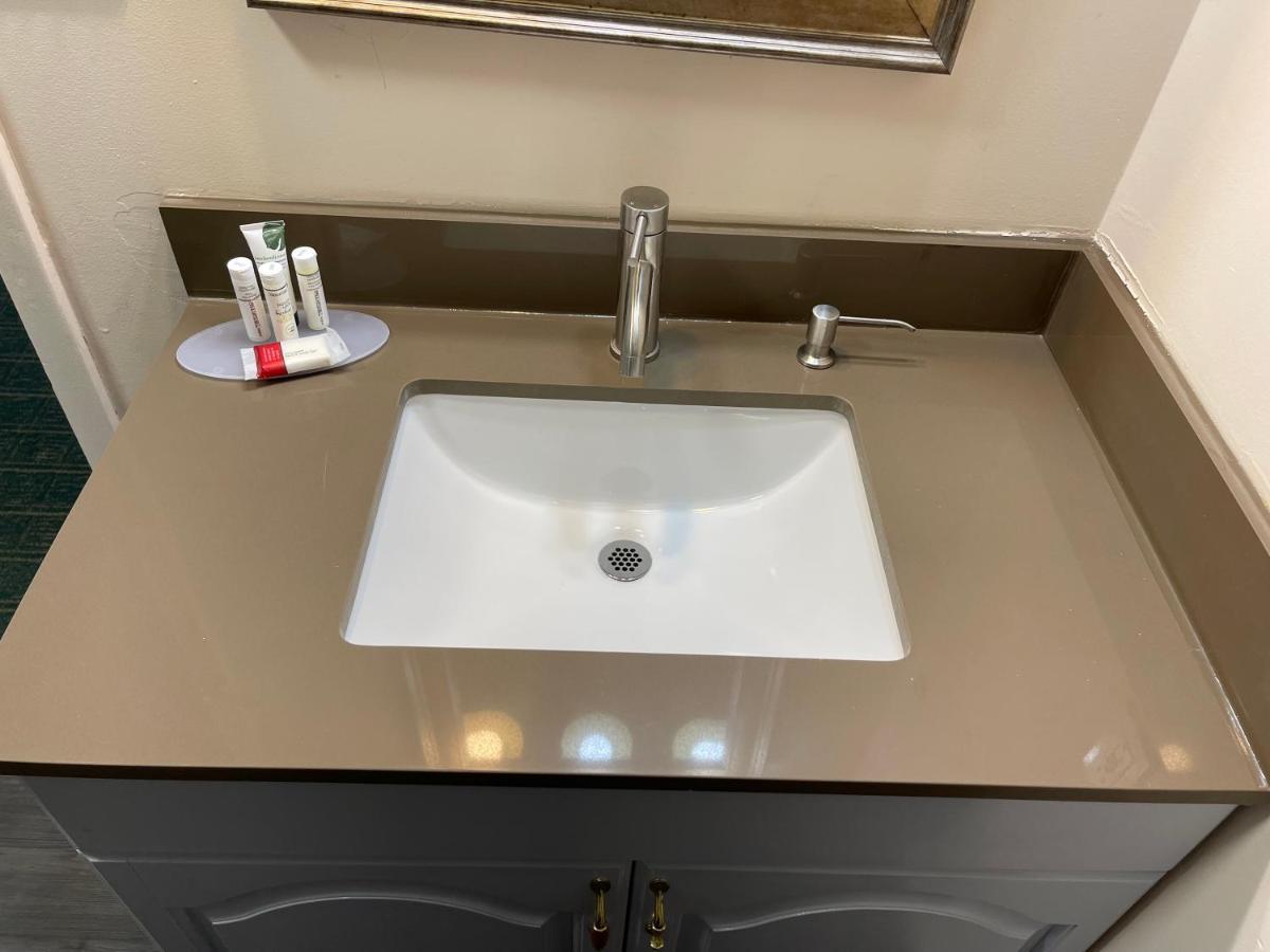 Camp Inn Lodge Oscoda Εξωτερικό φωτογραφία