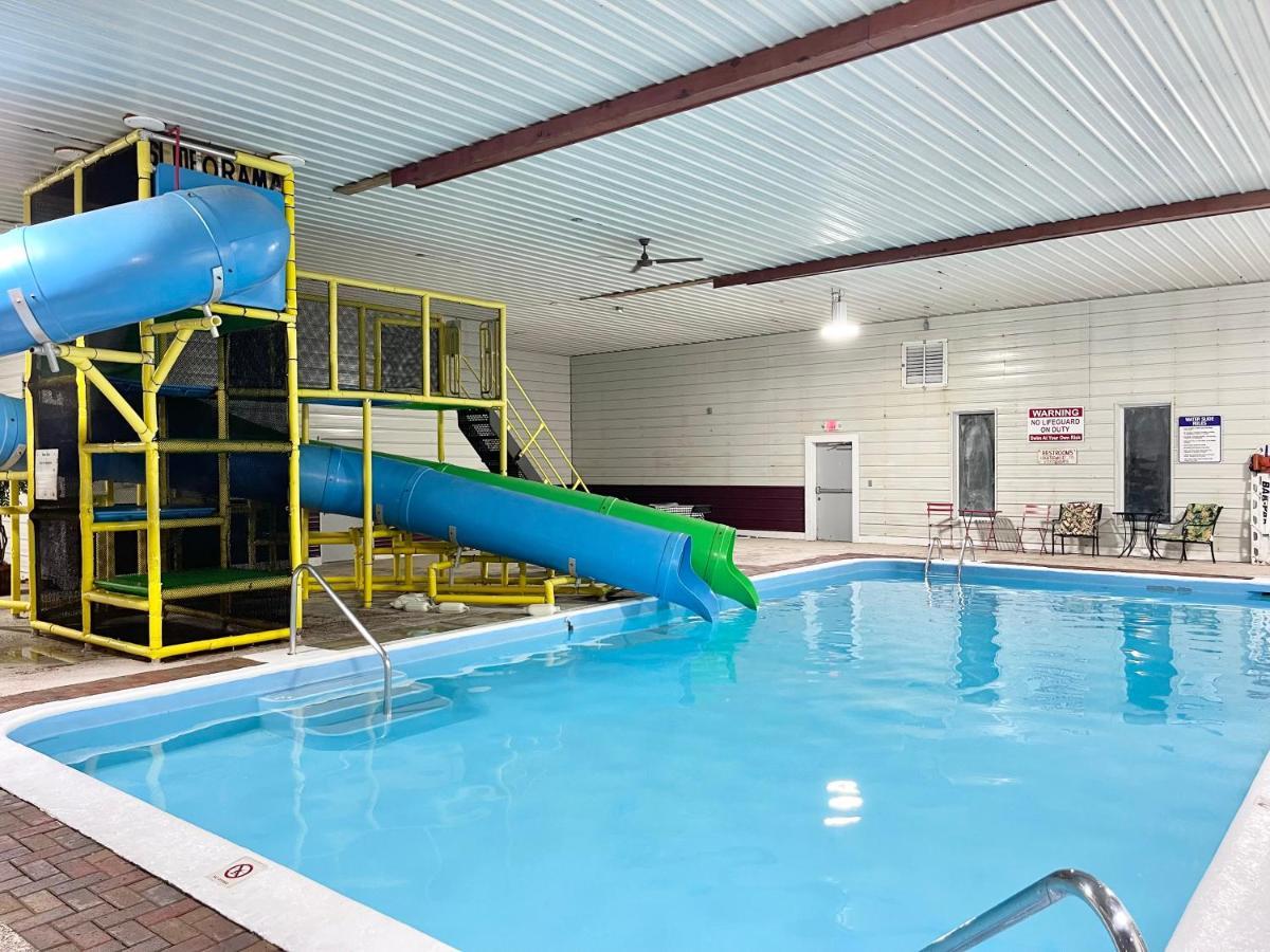 Camp Inn Lodge Oscoda Εξωτερικό φωτογραφία