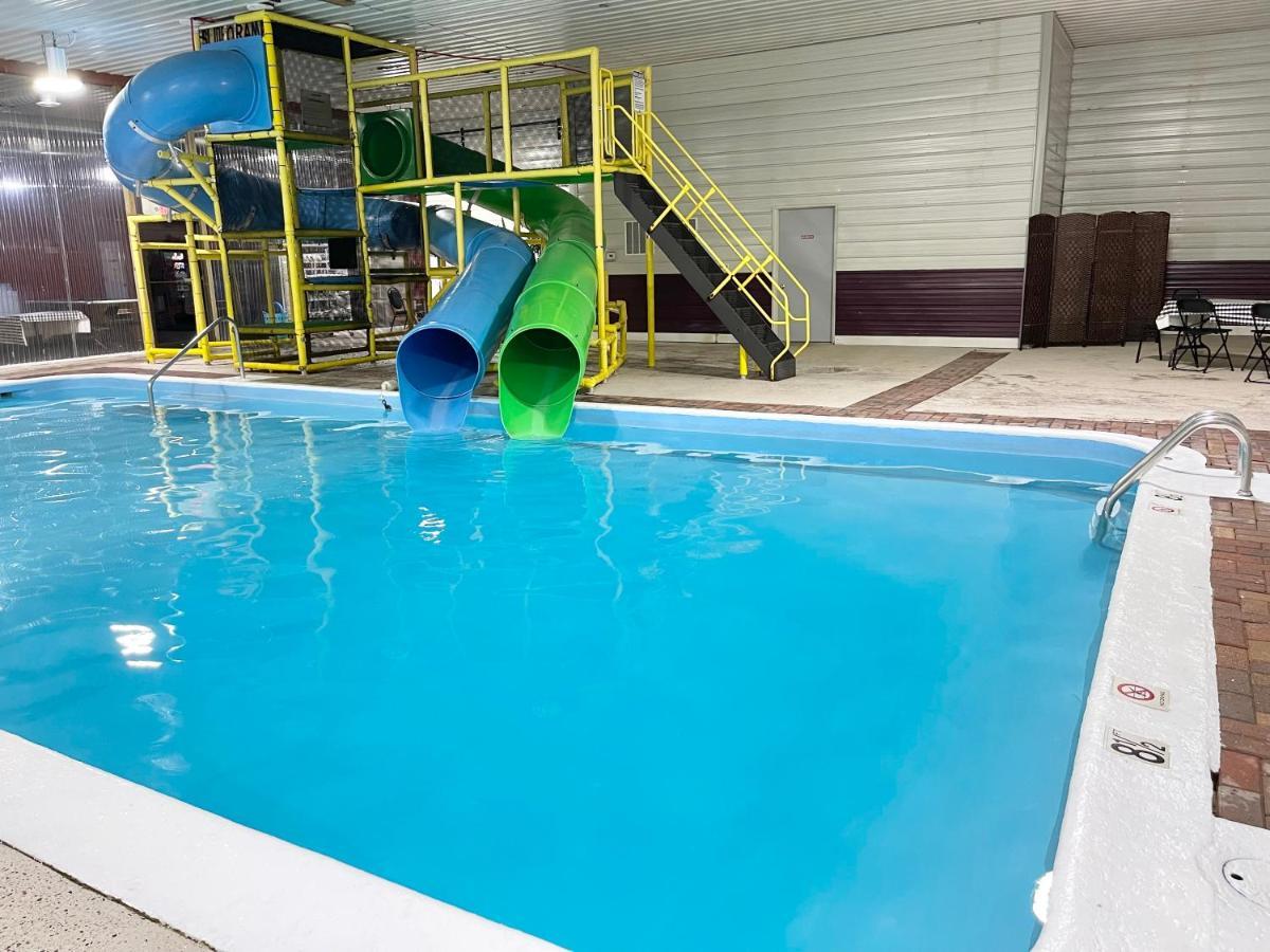Camp Inn Lodge Oscoda Εξωτερικό φωτογραφία