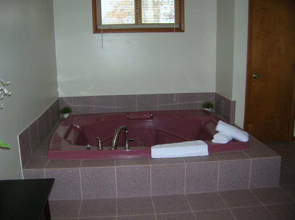 Camp Inn Lodge Oscoda Δωμάτιο φωτογραφία