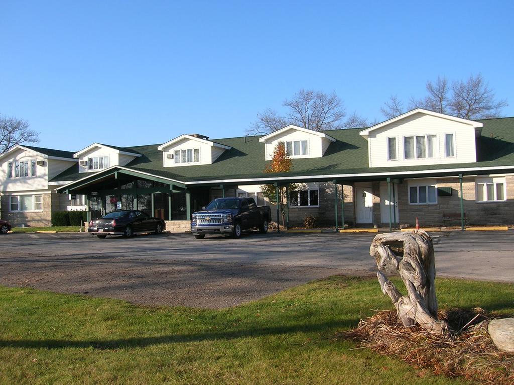 Camp Inn Lodge Oscoda Εξωτερικό φωτογραφία